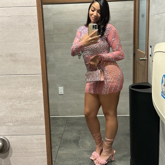 Elegant Pink Embellished Dress - Picture 9 of 11